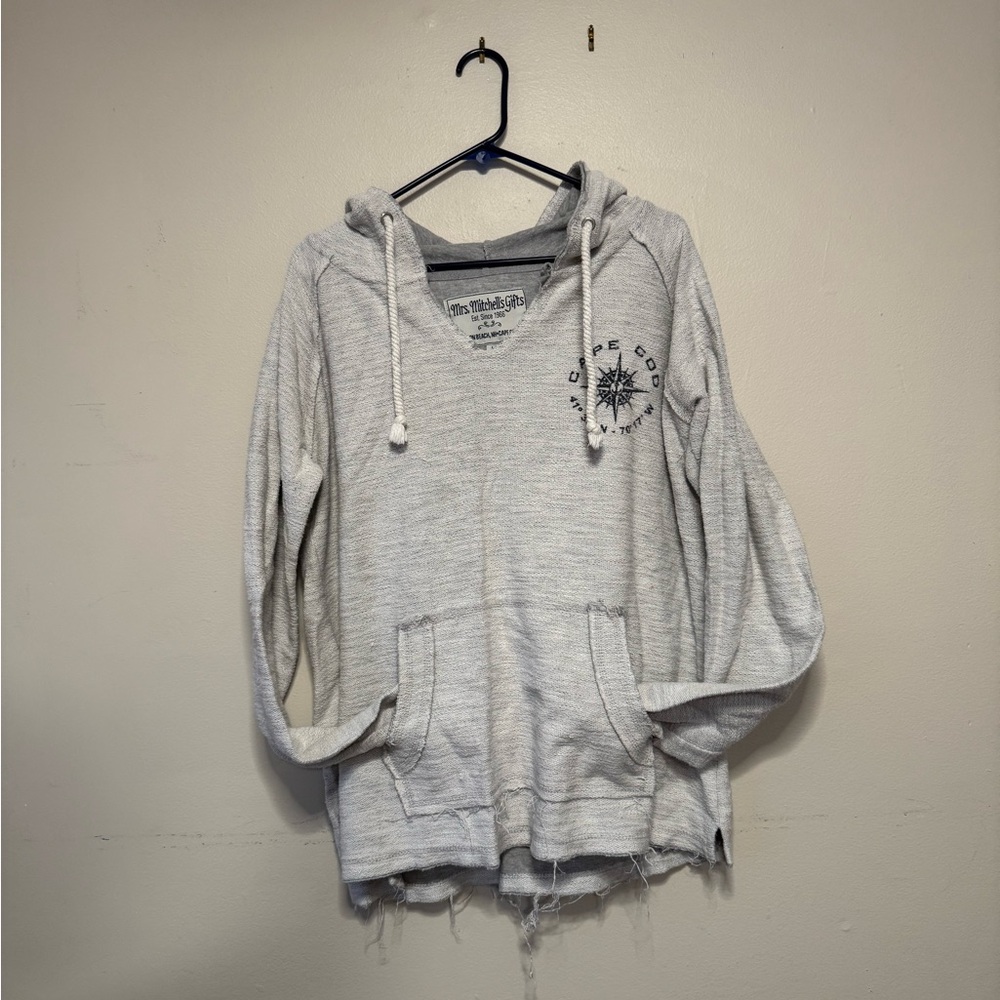 Cozy Light Gray Hooded Women's Sweater with Front Pocket - Picture 2 of 8